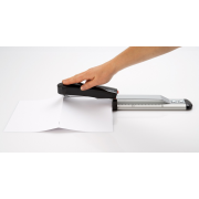 Zošívačka Novus B 17 čierna